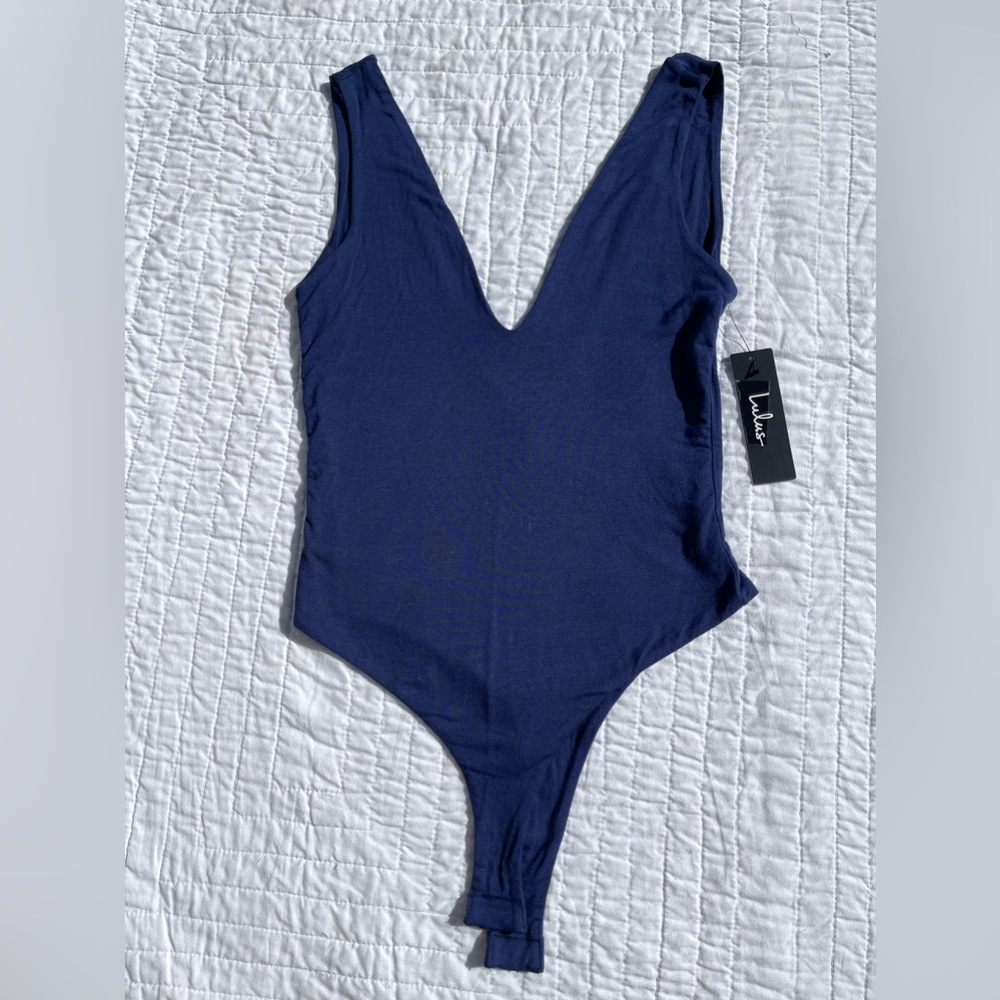 Lulus navy v neck body suit size s